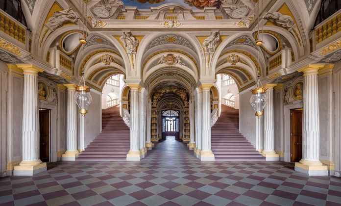 Château de Bruchsal, Vue dans le vestibule