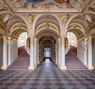 Bruchsal Palace, A look inside the vestibule