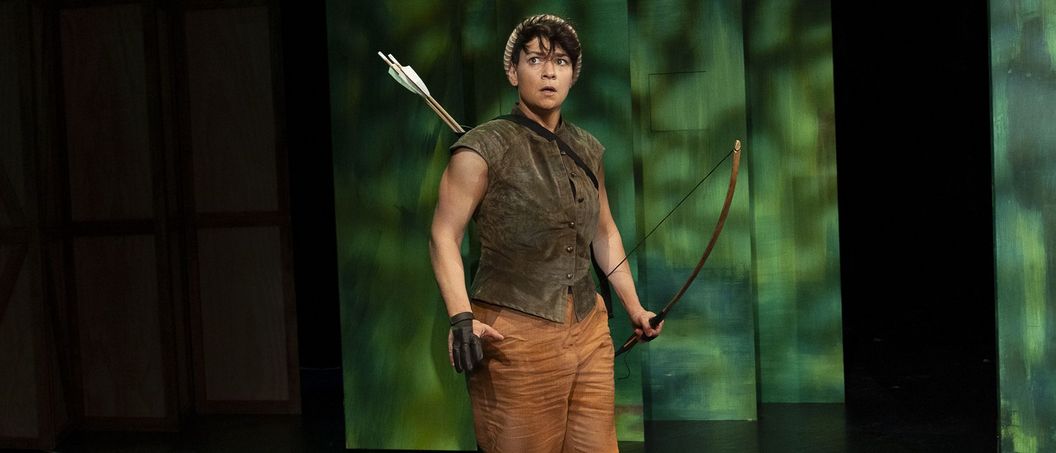 Schloss Bruchsal, Event, Theatersommer, Darsteller in Robin-Hood-Kostüm auf der Bühne