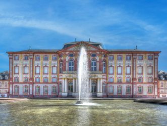 Schloss Bruchsal, Außenansicht vom Schlossgarten