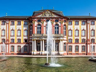 Schloss Bruchsal, Außen, Hauptbau von Westen