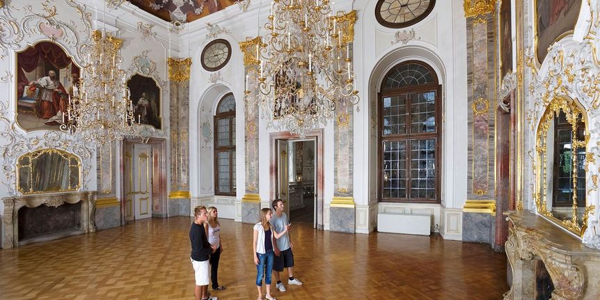 Besucher in Schloss Bruchsal