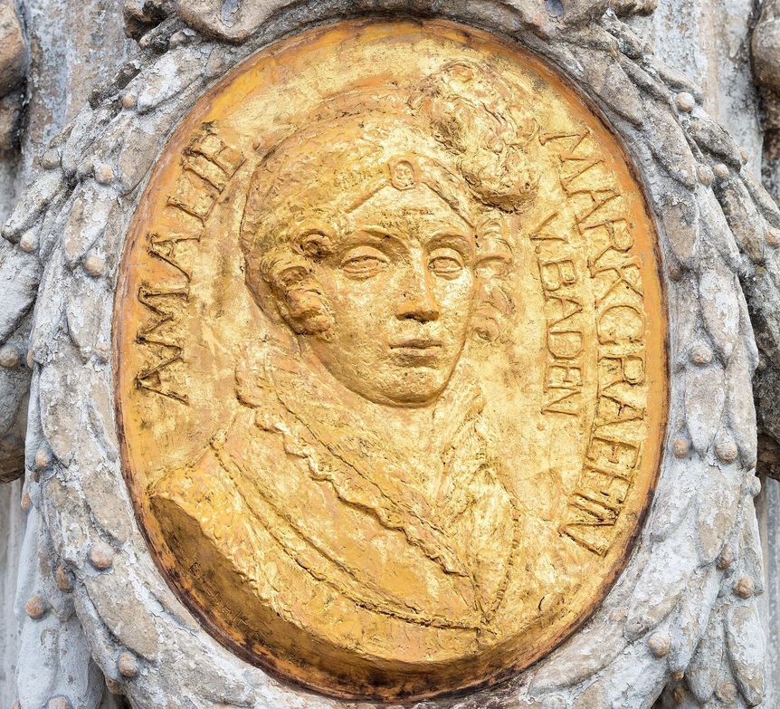Schloss Bruchsal, Außen, Kanzleibau, Amalienbrunnen, Detail