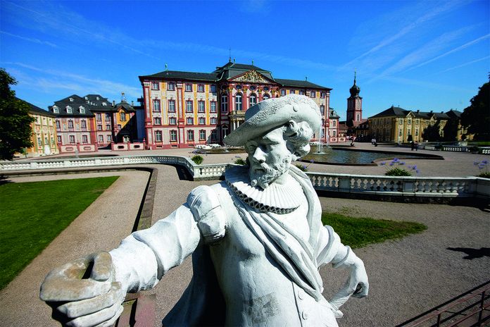 Bruchsal Palace, Statue in the gardens