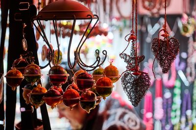 Schloss Bruchsal, Glöckchen auf dem Adventsmarkt