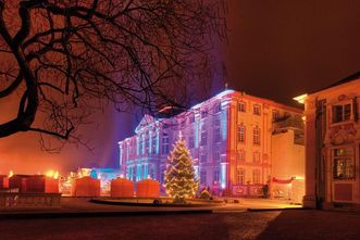 Schloss Bruchsal, Event, Adventsmarkt, Bühne vor dem Schloss