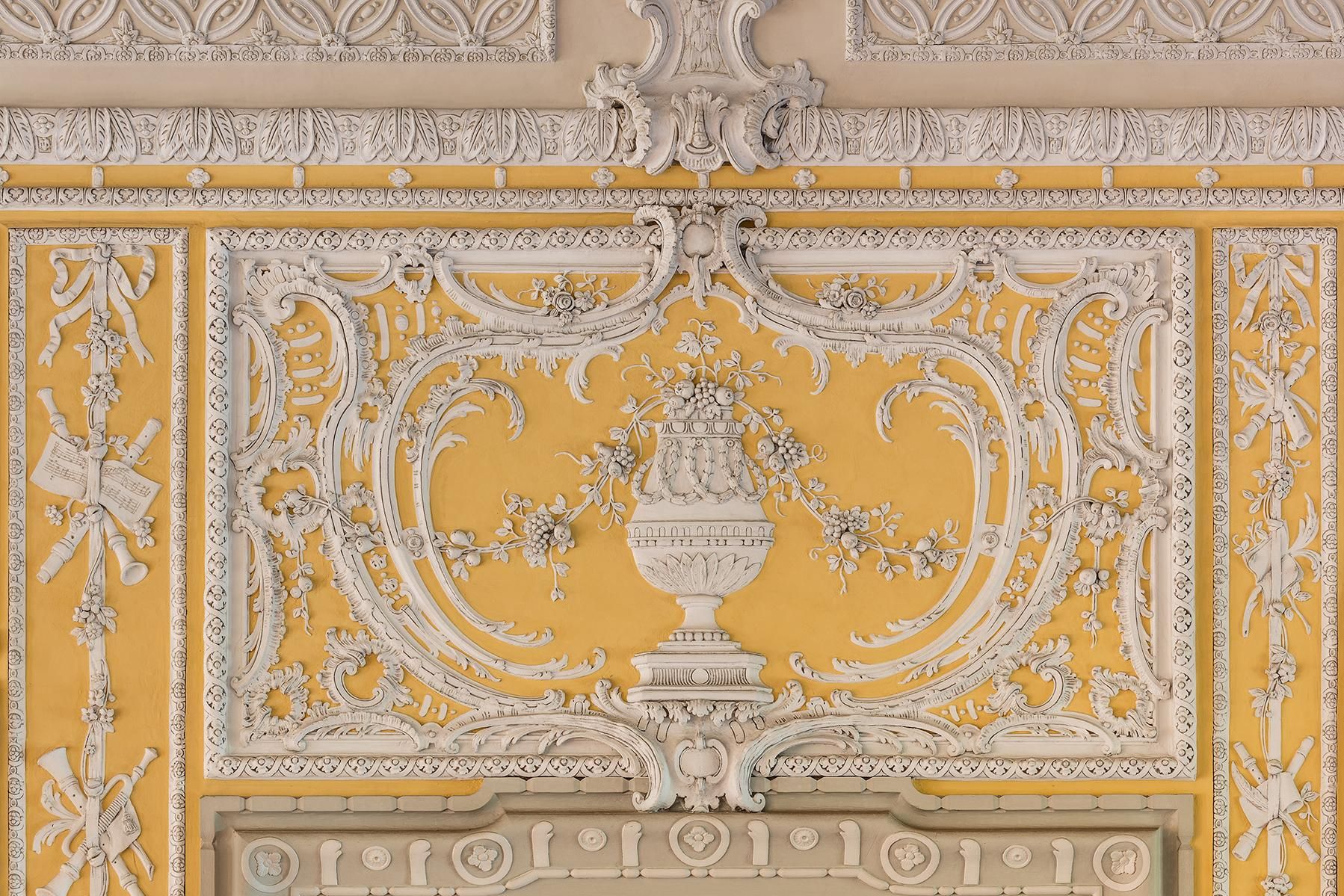 Château de Bruchsal, aile de chambre, salle de musique de chambre, décor en stuc