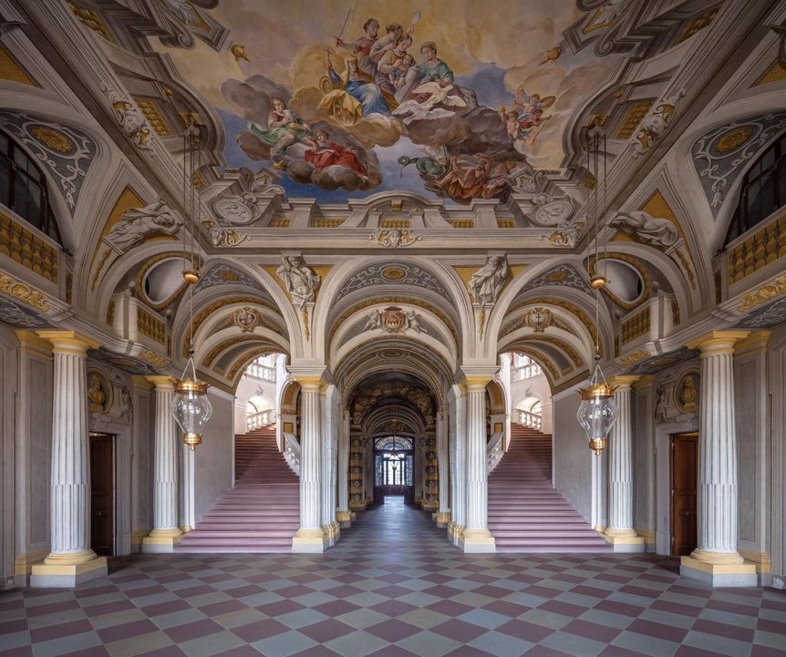 Château de Bruchsal, Vue dans le vestibule
